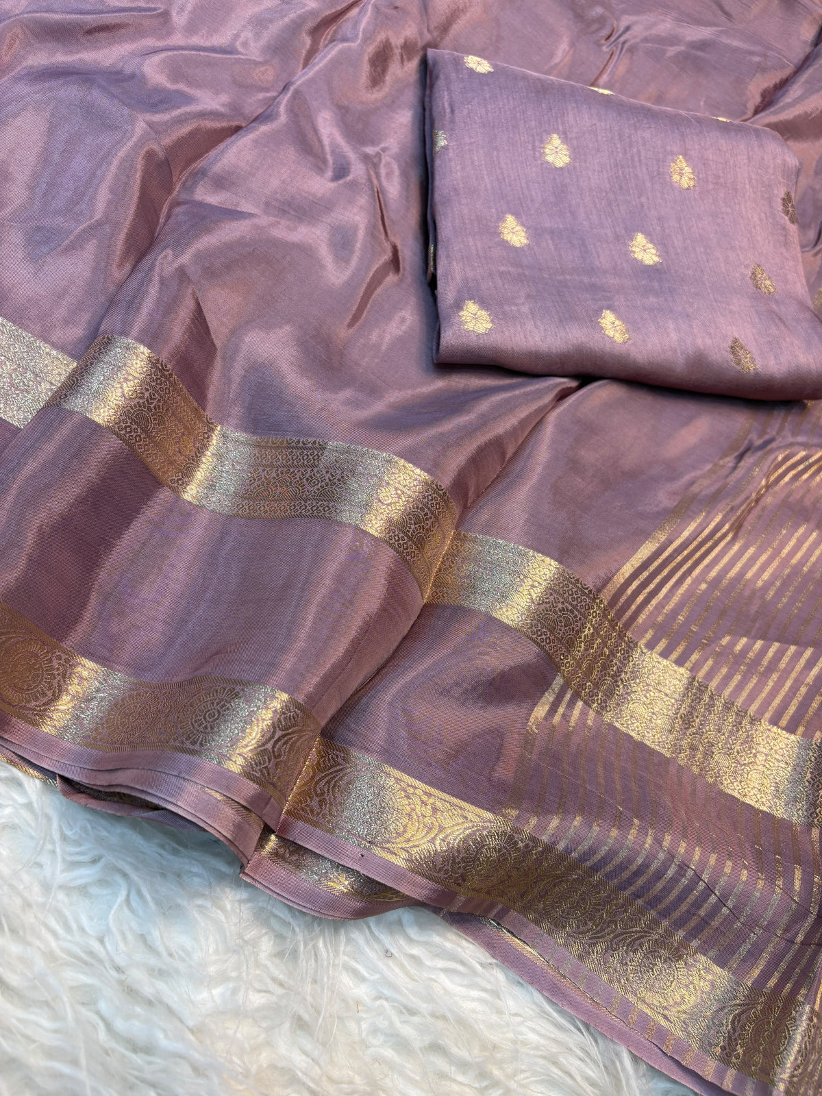 MBS041 - Mysore Viscose crepe (Unstitched blouse )