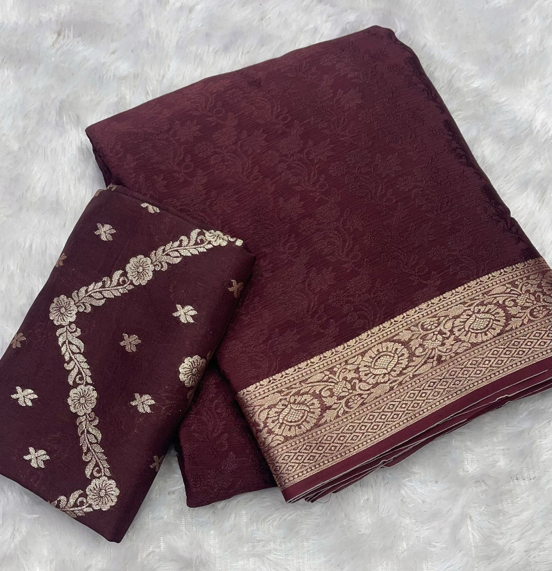 Saanvi - Viscose Chinnon