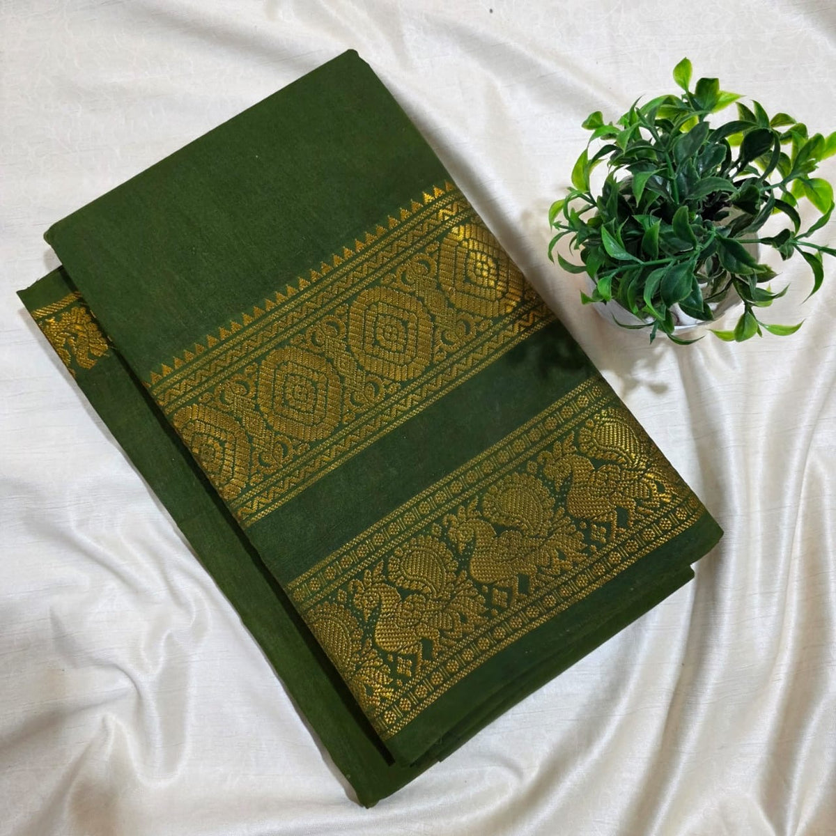 Kaapi Saree - Sungudi Sarees ( unstitched blouse )
