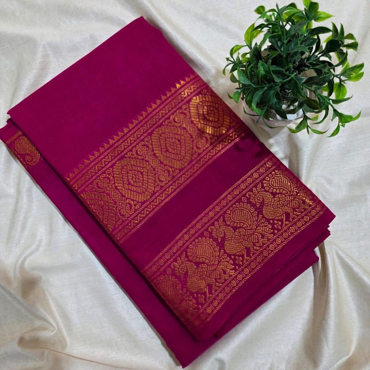 Kaapi Saree - Sungudi Sarees ( unstitched blouse )