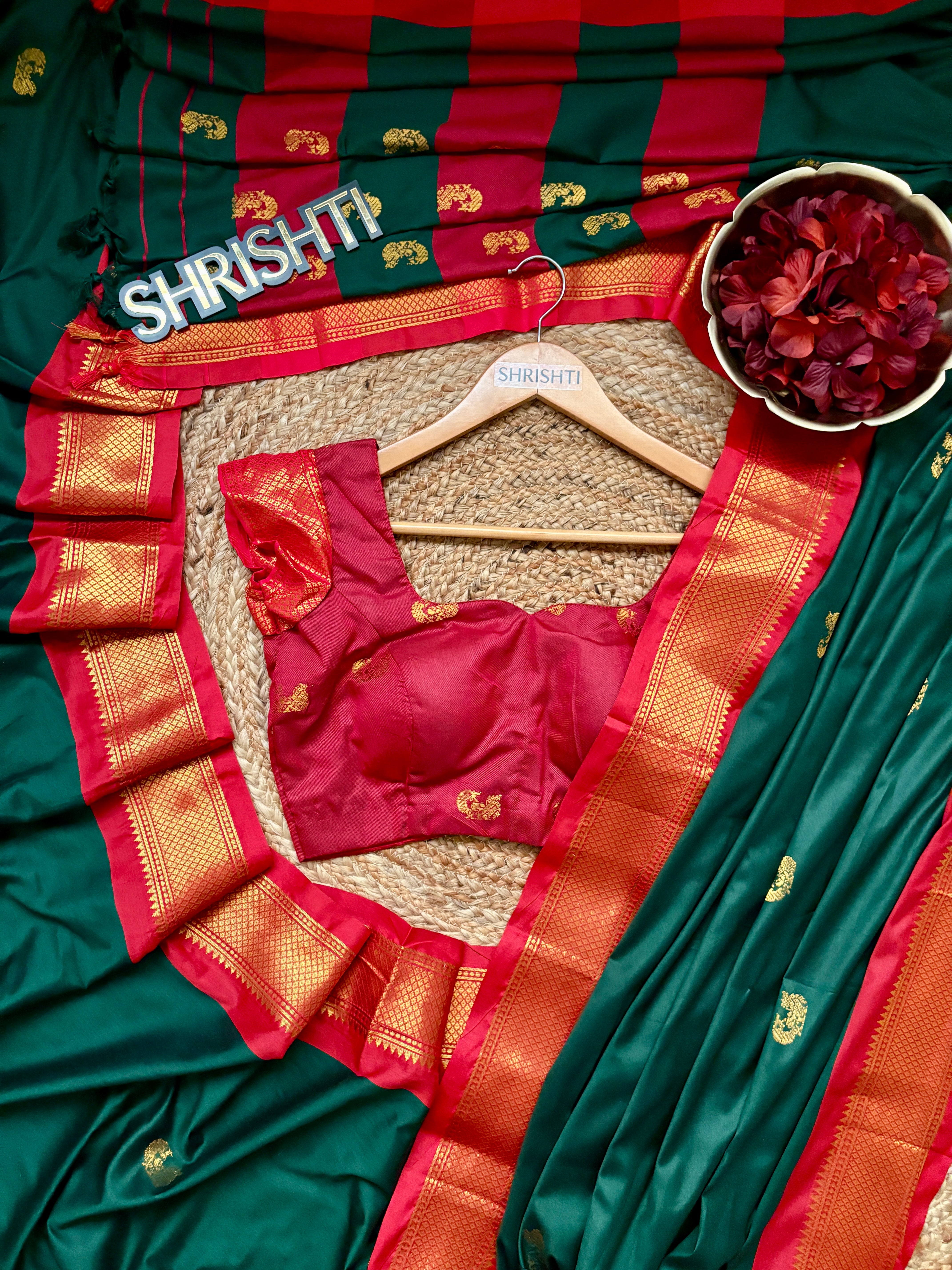 devi - pattu