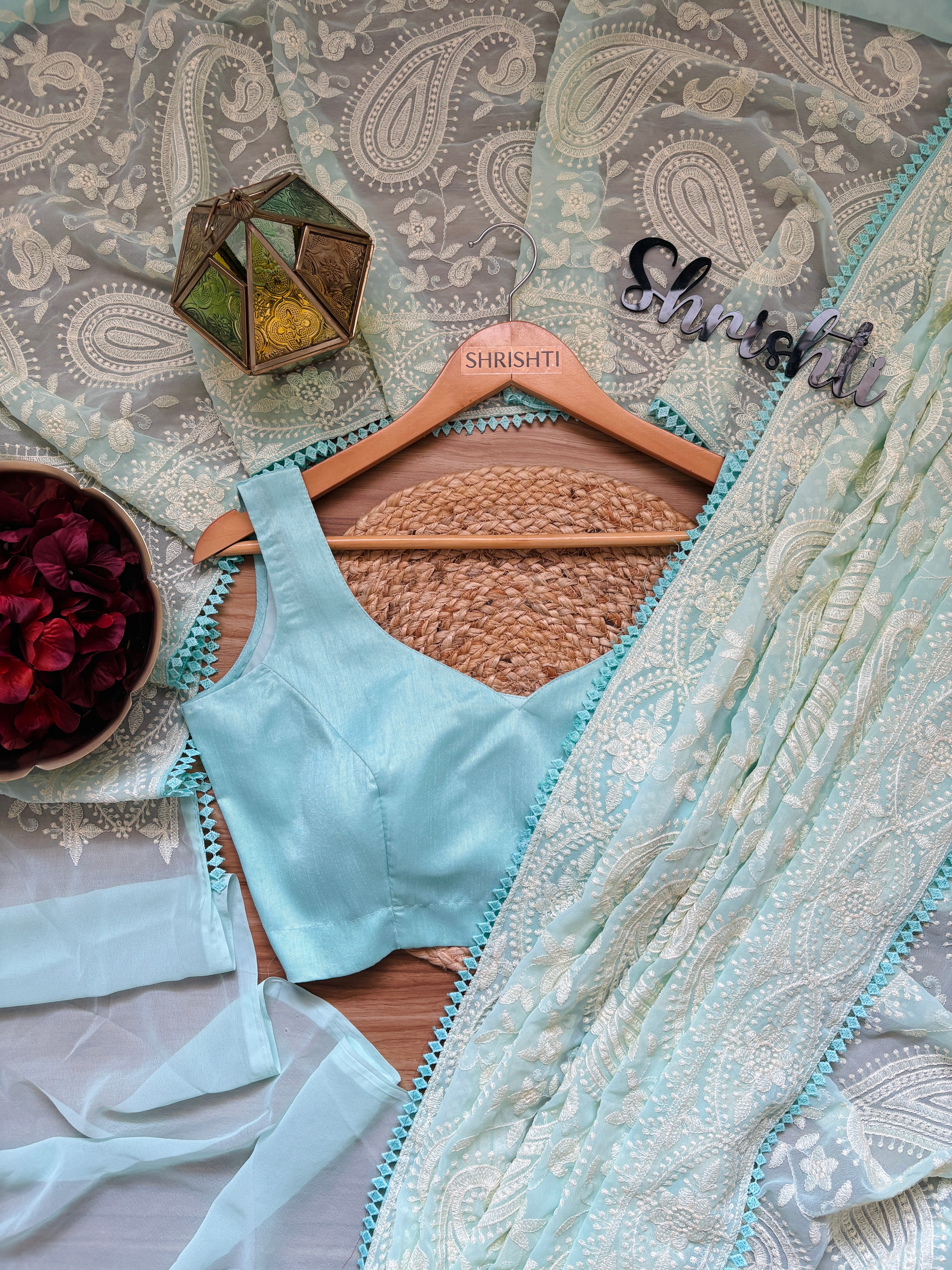 Mira - Chikankari