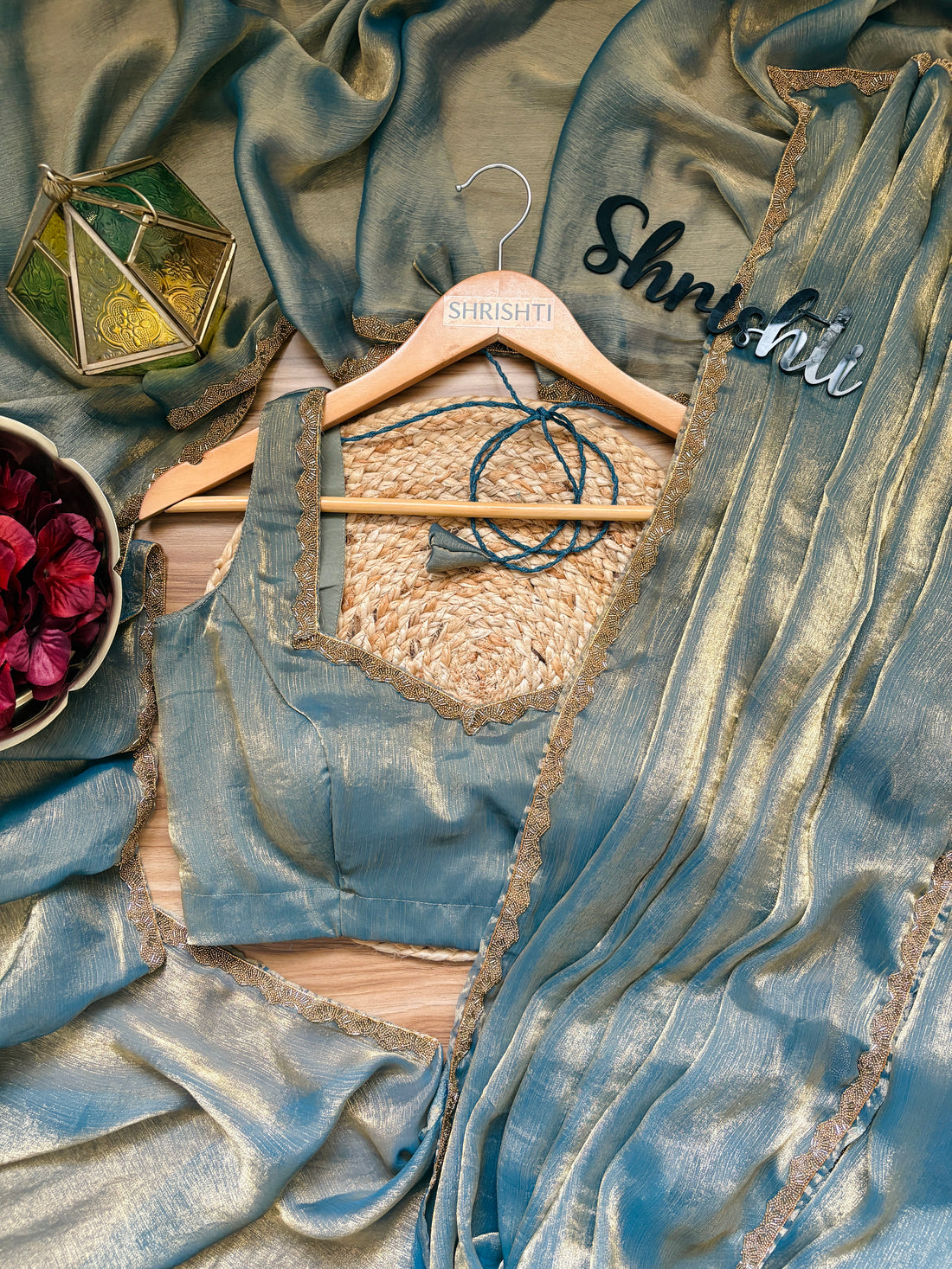 Queen - Metallic Chiffon