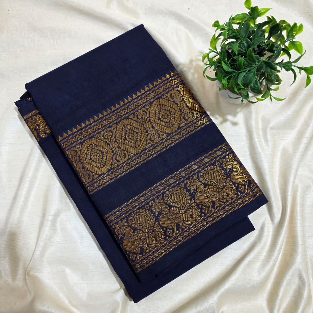 Kaapi Saree - Sungudi Sarees ( unstitched blouse )