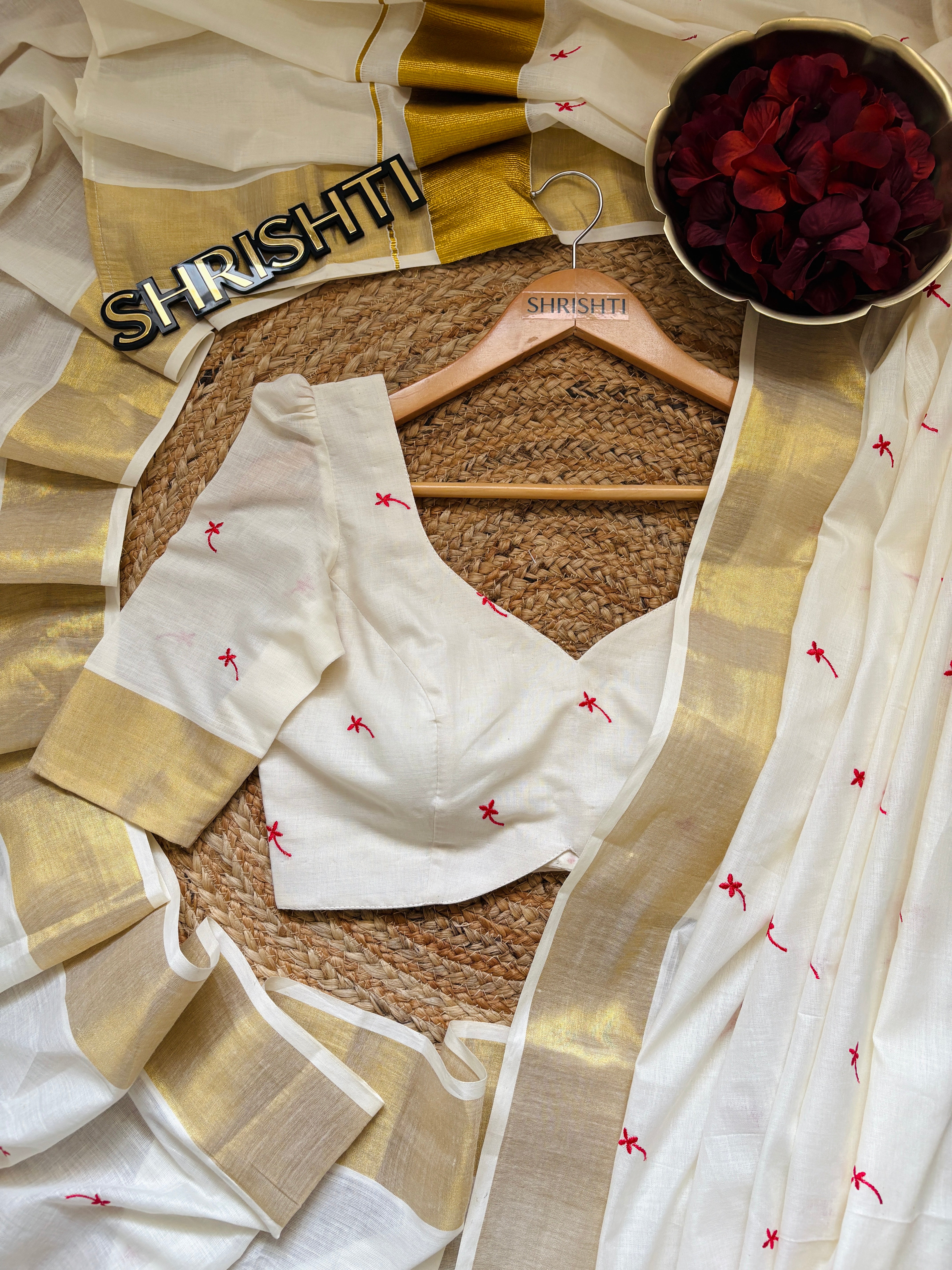 Techipoo dispach after 3 days - Kerala Saree