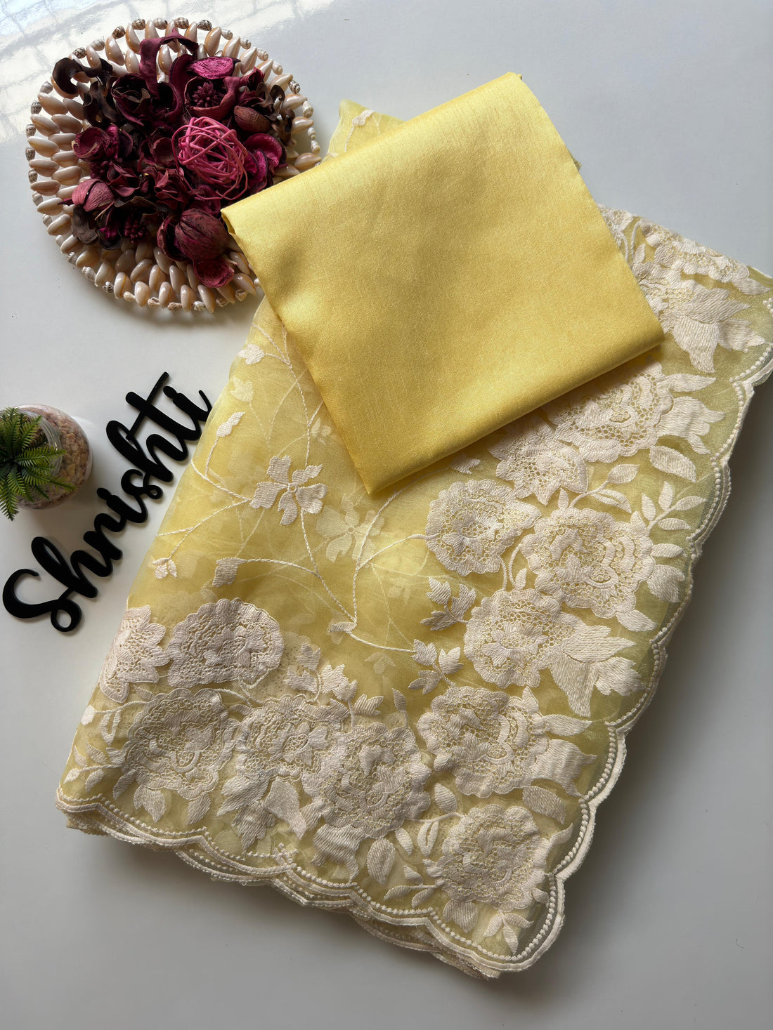 Zaina - floral Organza