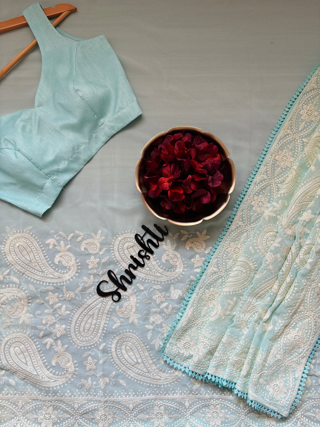 Mira - Chikankari