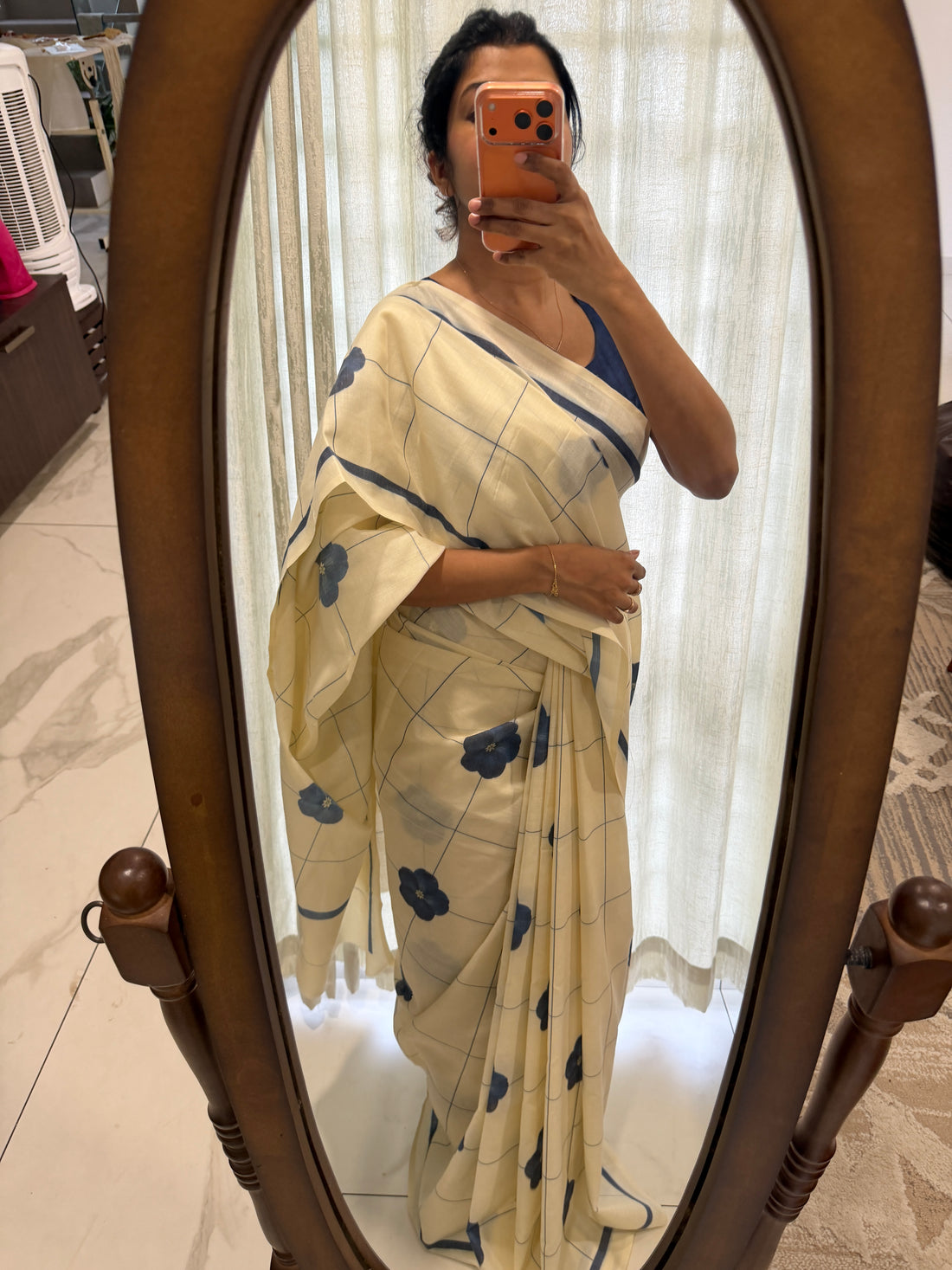 Uthradam - Kerala saree ( Unstitched blouse )